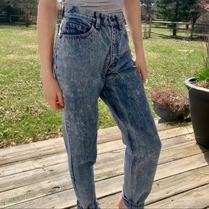 Vintage 80s Acid wash Levi jeans